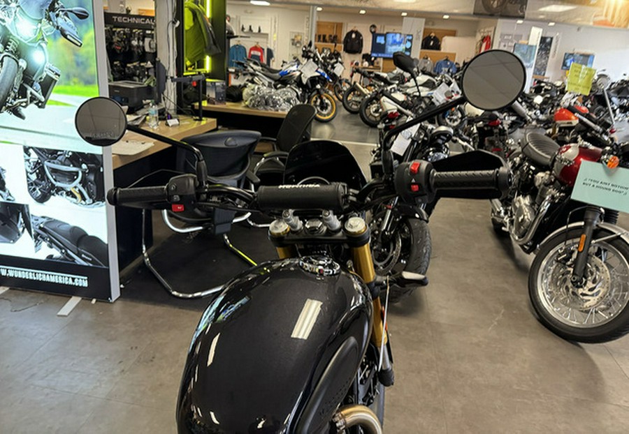 2026 Triumph Scrambler 400 XC Storm Grey