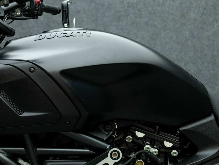 2022 DUCATI DIAVEL 1260 W/ABS