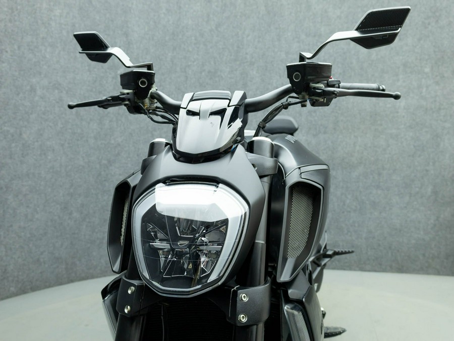 2022 DUCATI DIAVEL 1260 W/ABS