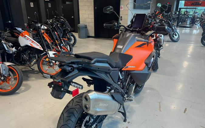 2027 KTM 1390 SUPER ADVENTURE S EVO