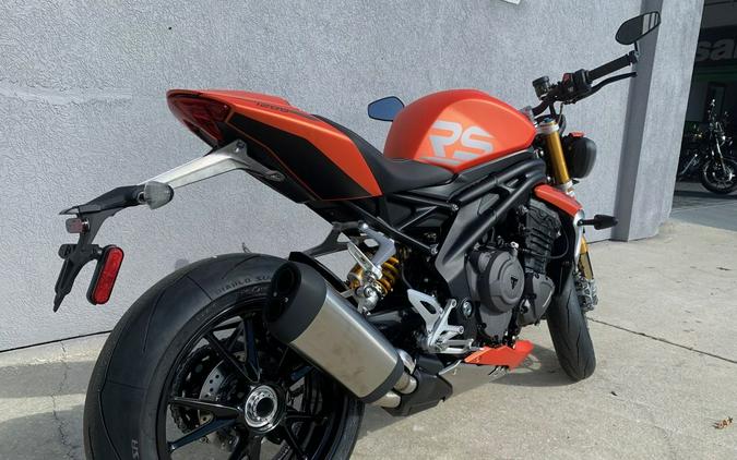 2023 Triumph Speed Triple 1200 RS Matte Baja Orange