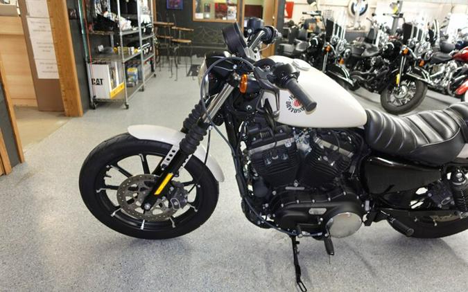 2022 Harley-Davidson Sportster 883 Iron