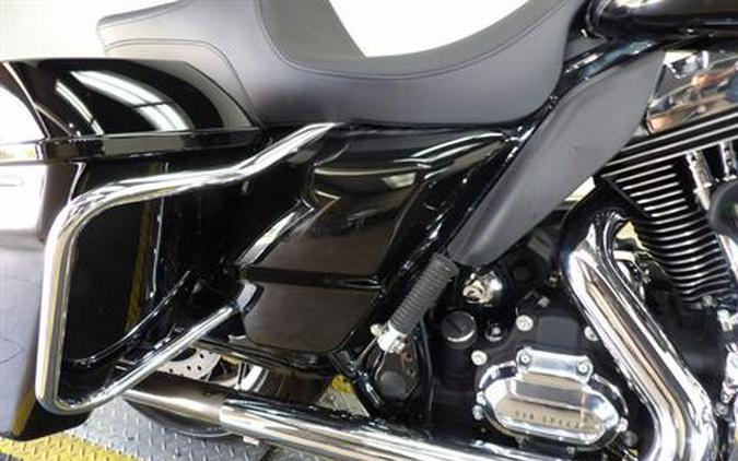 2015 Harley-Davidson Road King®