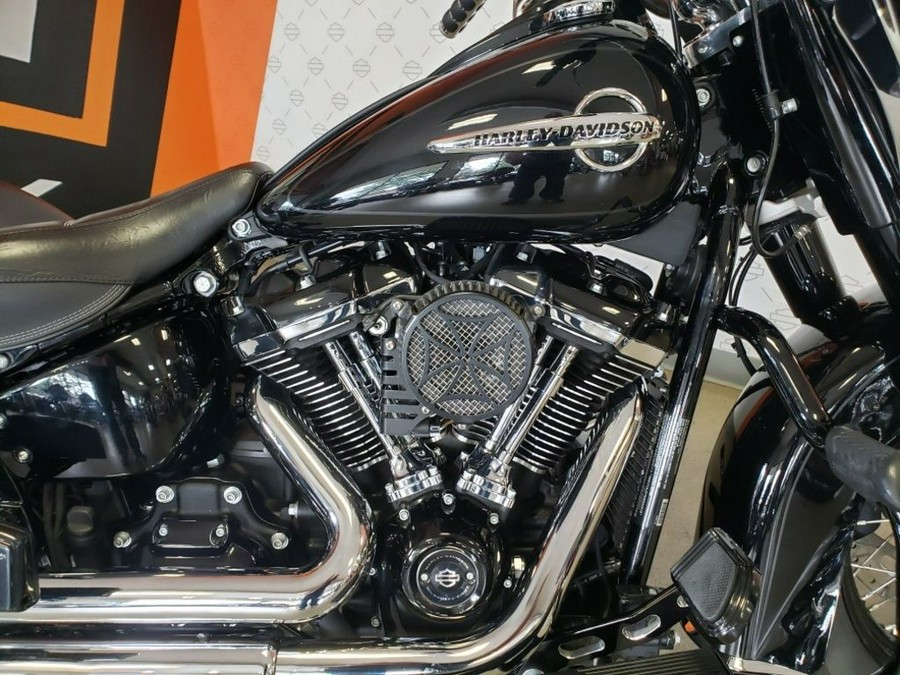 2019 Harley-Davidson® FLHC - Softail® Heritage Classic