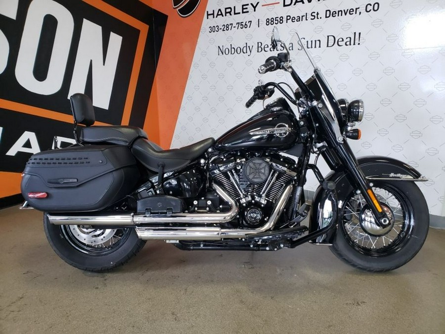 2019 Harley-Davidson® FLHC - Softail® Heritage Classic