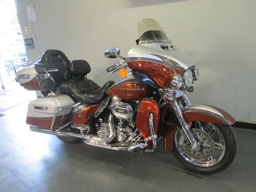 2014 Harley-Davidson® FLHTKSE - CVO™ Limited