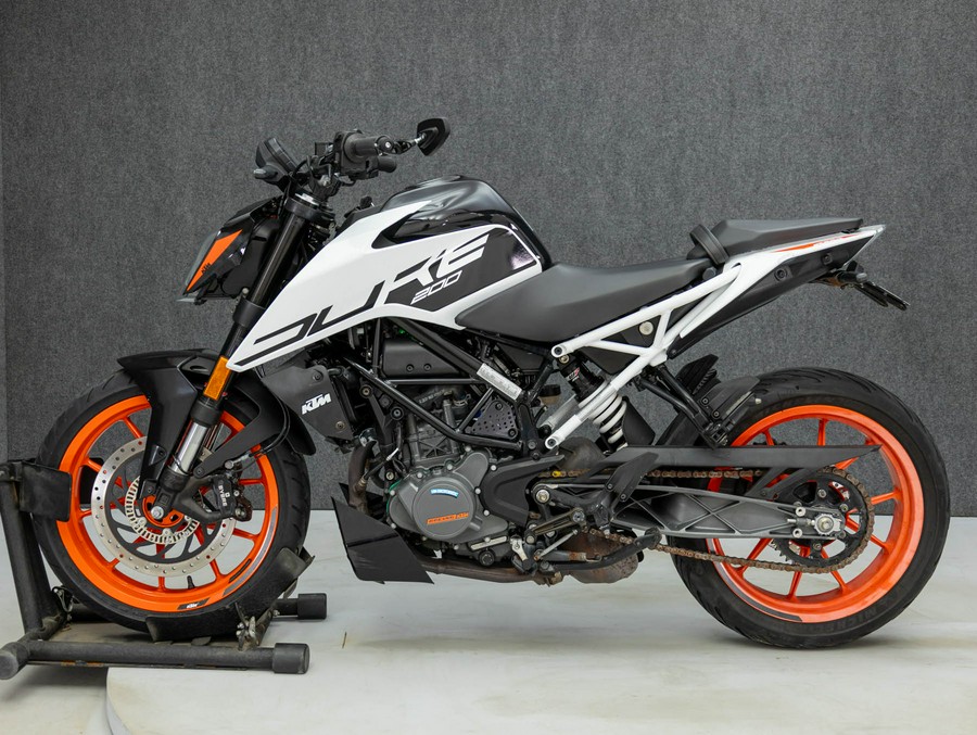 2021 KTM 200 DUKE W/ABS
