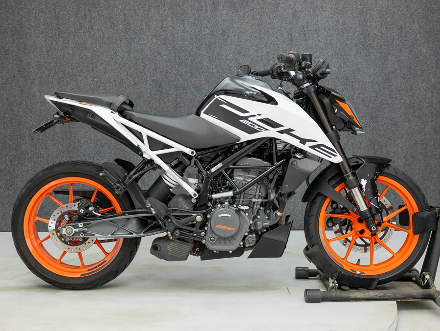 2021 KTM 200 DUKE W/ABS