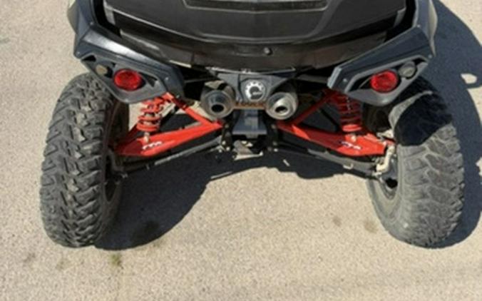 2014 Can-Am Maverick X rs DPS 1000R