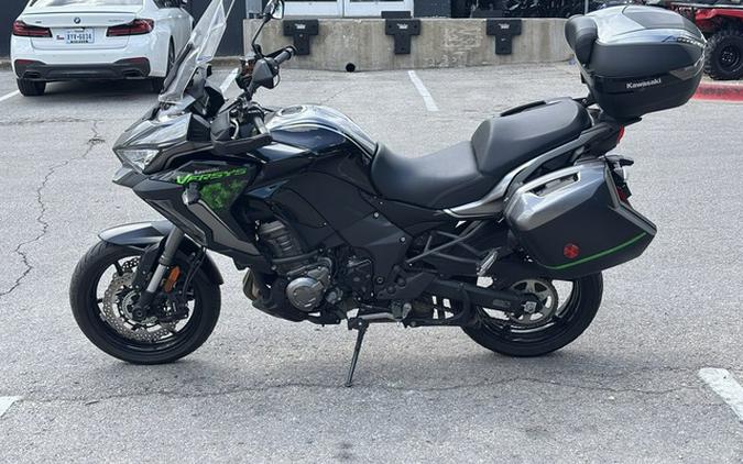 2022 Kawasaki Versys 1000 SE LT+