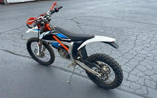 2022 KTM Freeride E-XC