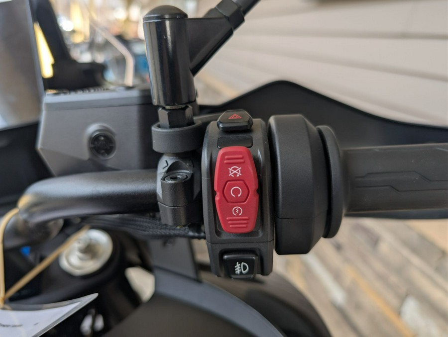 2025 CFMOTO Ibex 800 E