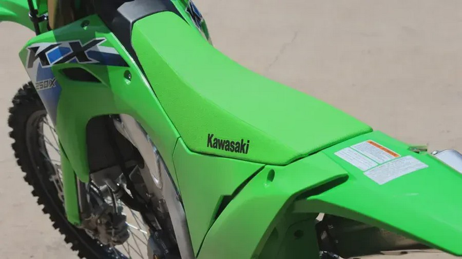 2026 KAWASAKI KX250X