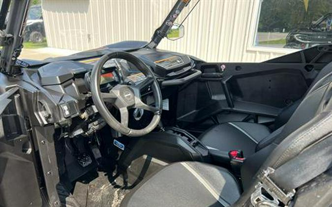 2023 Can-Am Maverick Sport MAX DPS