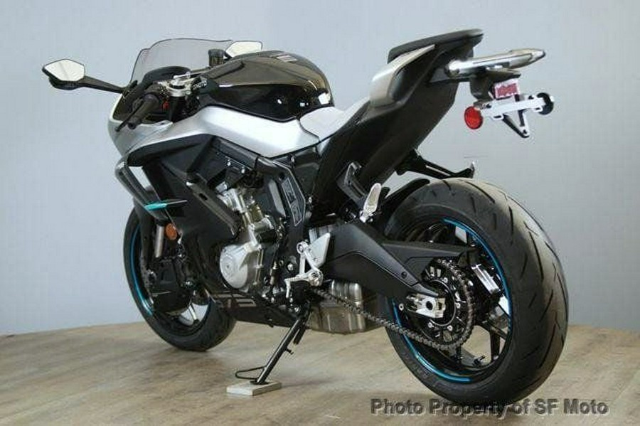 2025 CFMOTO 675SS