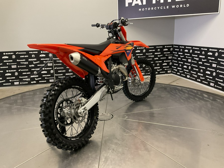 2026 KTM 450 SX-F - 42697M