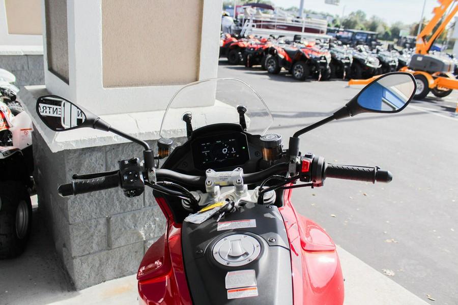 2023 Moto Guzzi V100 Mandello