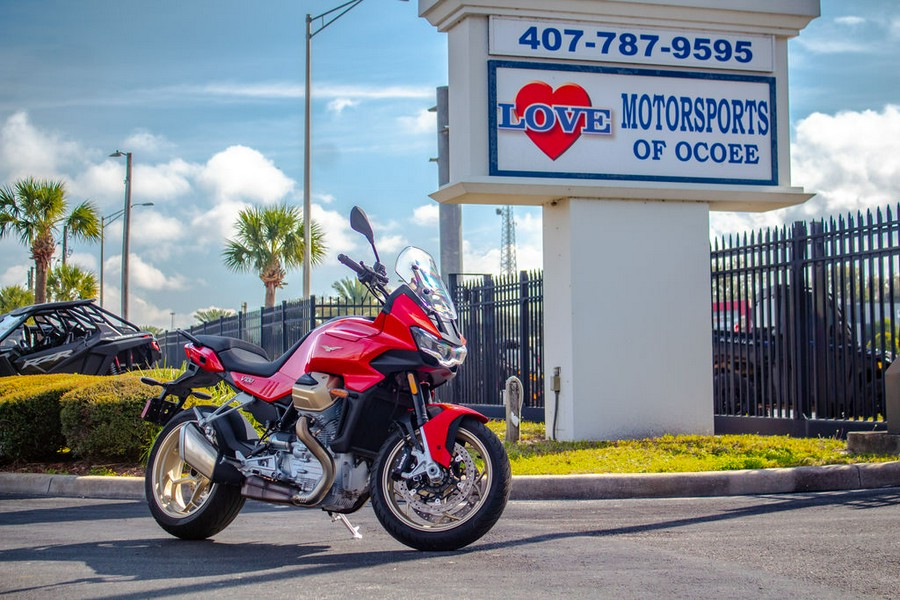 2023 Moto Guzzi V100 Mandello