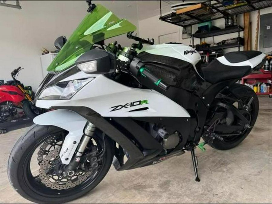 2014 Kawasaki Ninja® ZX™ -10R