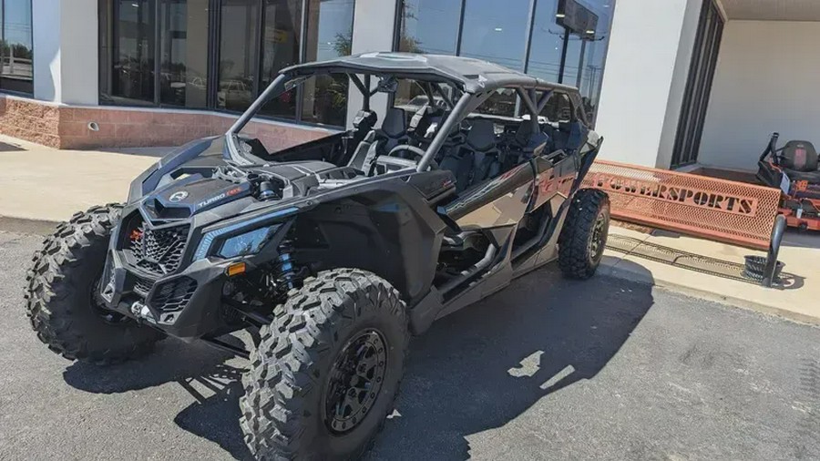 New 2025 CAN-AM MAVERICK MAX XDS 64 TURBO RR TRIPLE BLACK