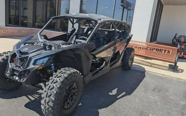 New 2025 CAN-AM MAVERICK MAX XDS 64 TURBO RR TRIPLE BLACK