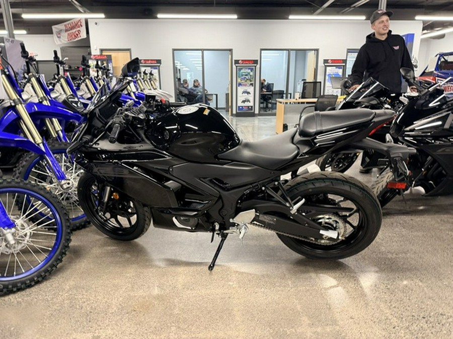 2026 Yamaha YZF R3