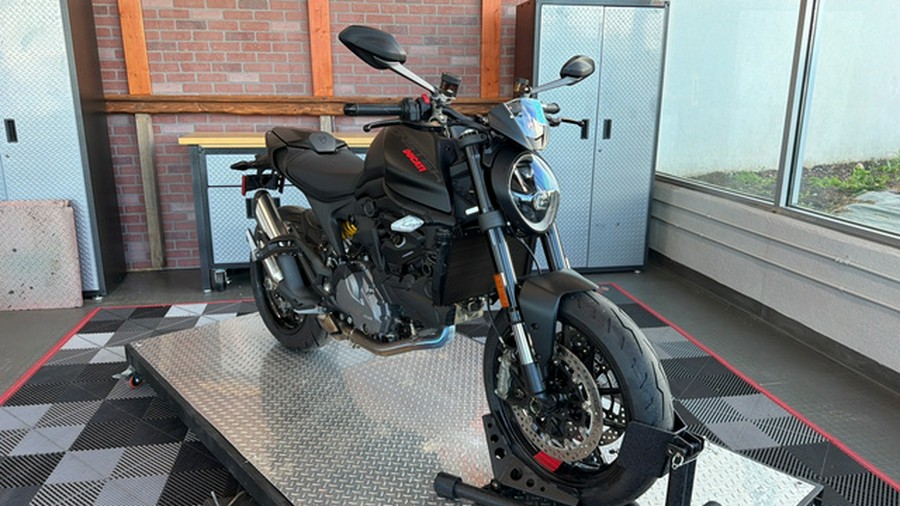 2021 Ducati Monster