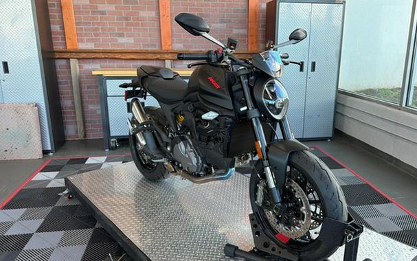 2021 Ducati Monster