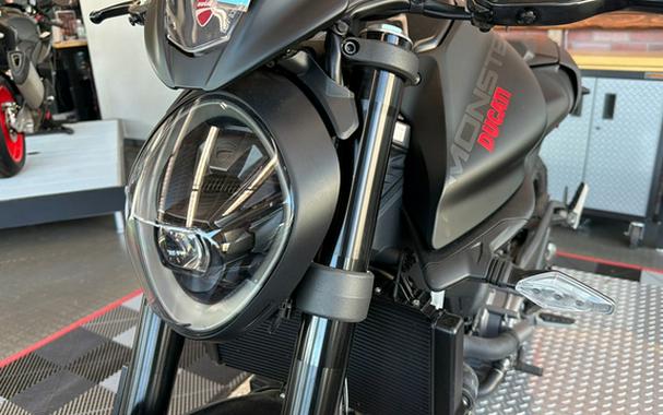 2021 Ducati Monster