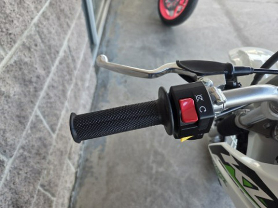 2027 Kawasaki KLX®140R L