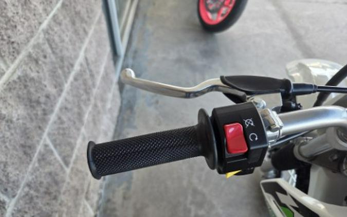 2027 Kawasaki KLX®140R L
