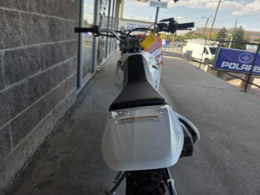 2027 Kawasaki KLX®140R L