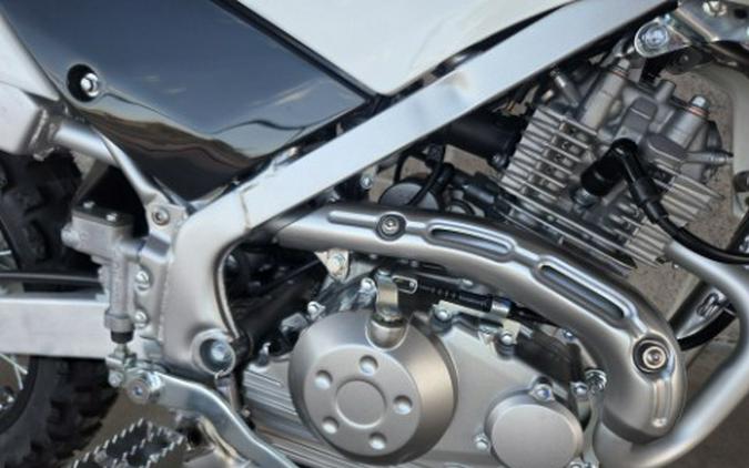 2027 Kawasaki KLX®140R L