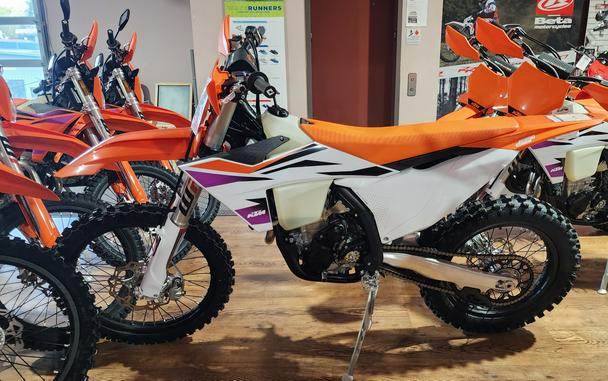 2024 KTM 350 XC-F Factory Edition First Look [9 Fast Facts]