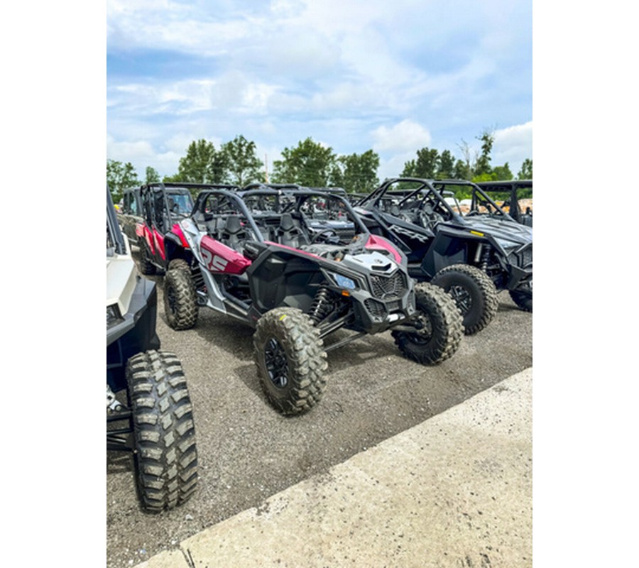 2024 Can-Am Maverick X3 RS Turbo Fiery Red & Hyper Silver