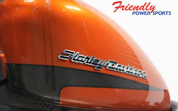 2020 HARLEY-DAVIDSON SPORTSTER IRON 883