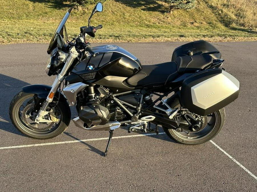 2023 BMW R 1250 R Triple Black