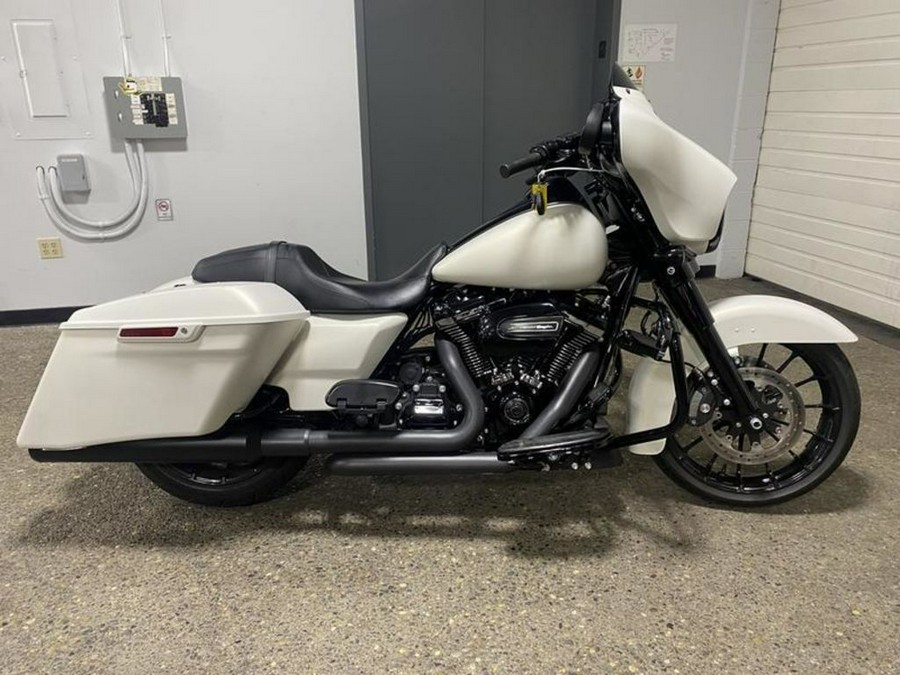 2018 Harley-Davidson Street Glide® Special