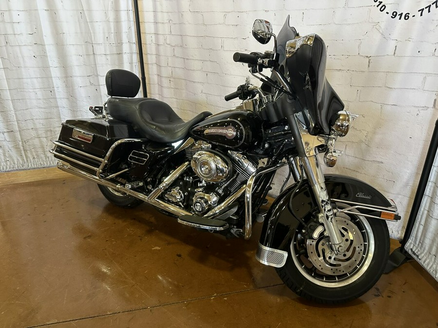 2007 Harley-Davidson Electra Glide® Classic FLHTC Vivid Black