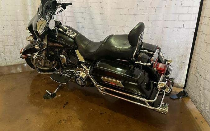 2007 Harley-Davidson Electra Glide® Classic FLHTC Vivid Black