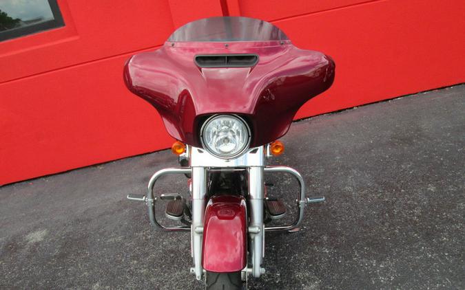 2017 Harley-Davidson® FLHX - Street Glide®