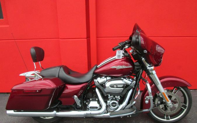 2017 Harley-Davidson® FLHX - Street Glide®