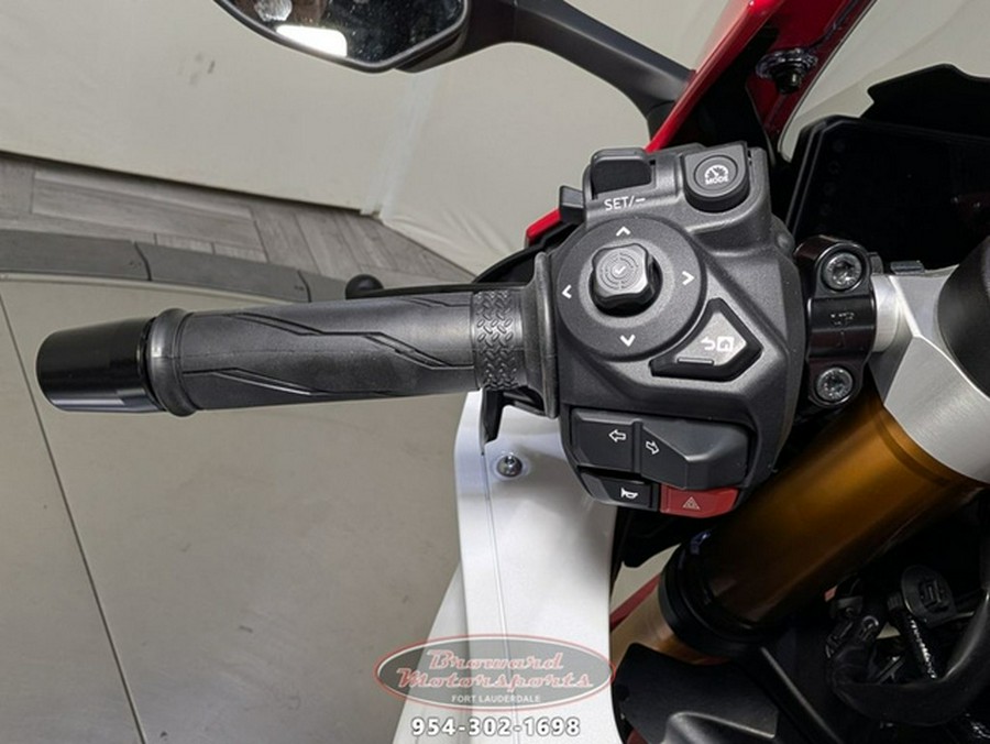 2026 Yamaha YZF-R7 70th Anniversary Edition