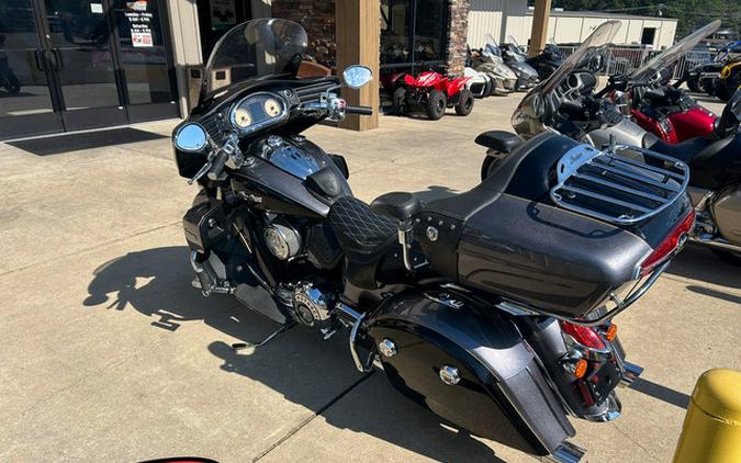 2016 Indian Roadmaster Steel Gray And Thunder Black