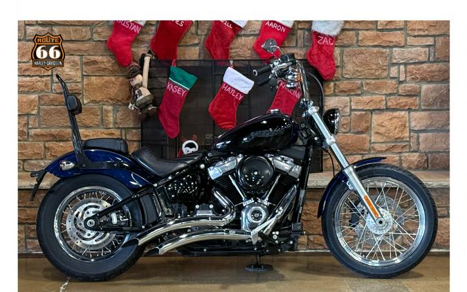 2020 Harley-Davidson® Softail Standard® Vivid Black
