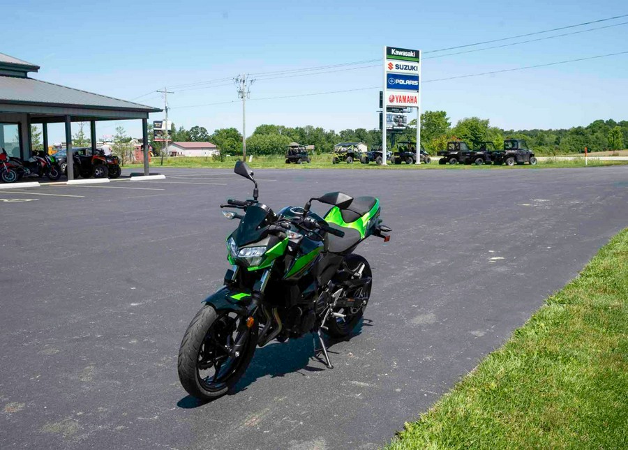 2022 Kawasaki Z400 ABS