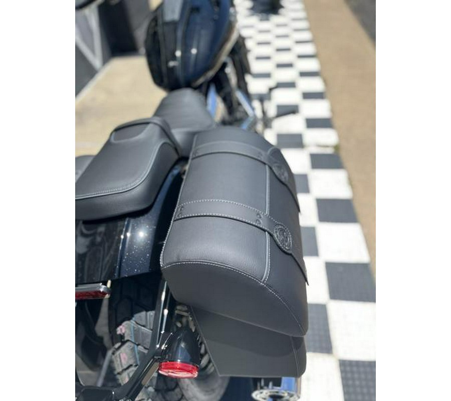 2025 Indian Motorcycle® Super Scout® Black Metallic