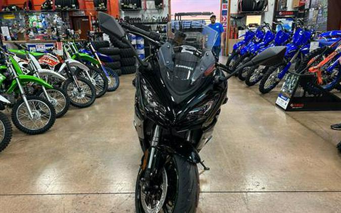2025 Kawasaki Ninja 1100SX ABS