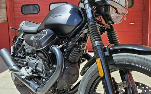 2026 Moto Guzzi V7 Stone