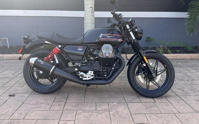 2023 Moto Guzzi V7 Stone Special Edition